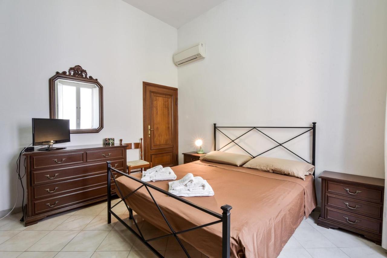 Elegant Apartment With Sea View In Porto Santo Stefano 89 M² Extérieur photo