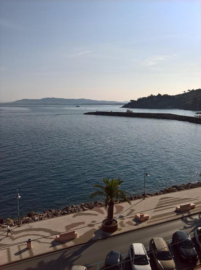 Elegant Apartment With Sea View In Porto Santo Stefano 89 M² Extérieur photo