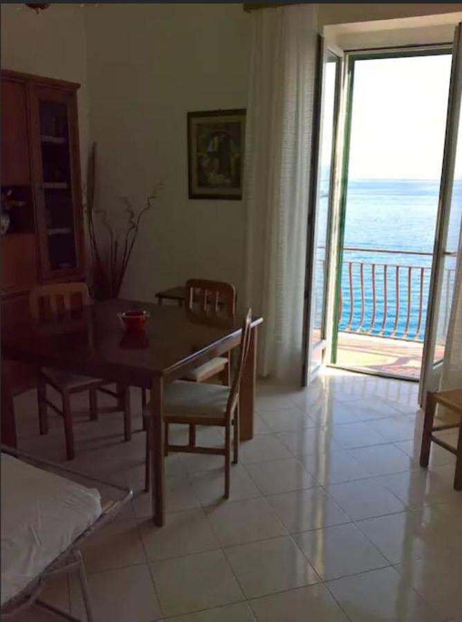 Elegant Apartment With Sea View In Porto Santo Stefano 89 M² Extérieur photo