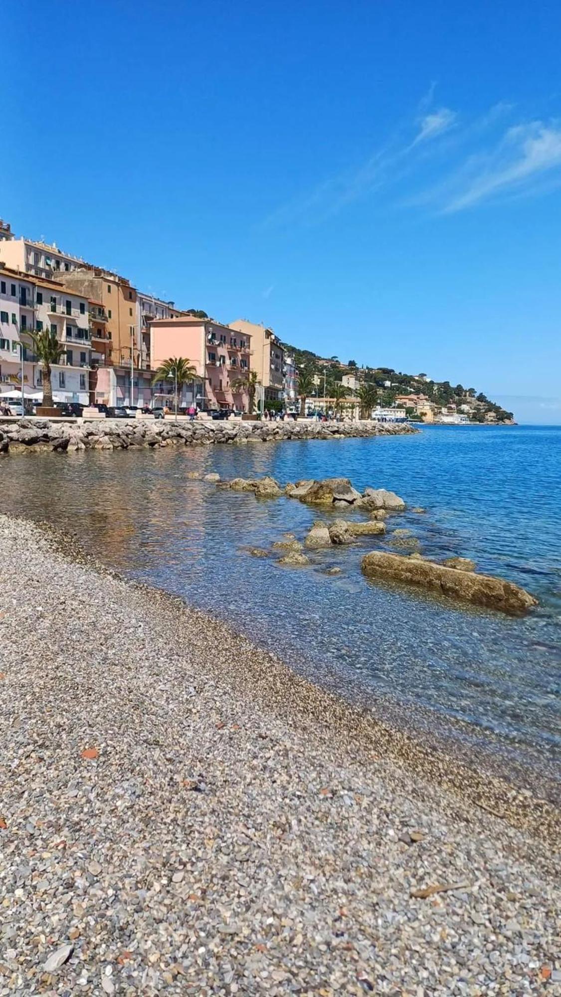 Elegant Apartment With Sea View In Porto Santo Stefano 89 M² Extérieur photo